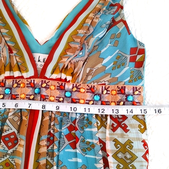 Nicole Miller Womens 100% Silk V-Neck Sleeveless Beaded Embroidered Waist/Size 4 - Picture 10 of 11